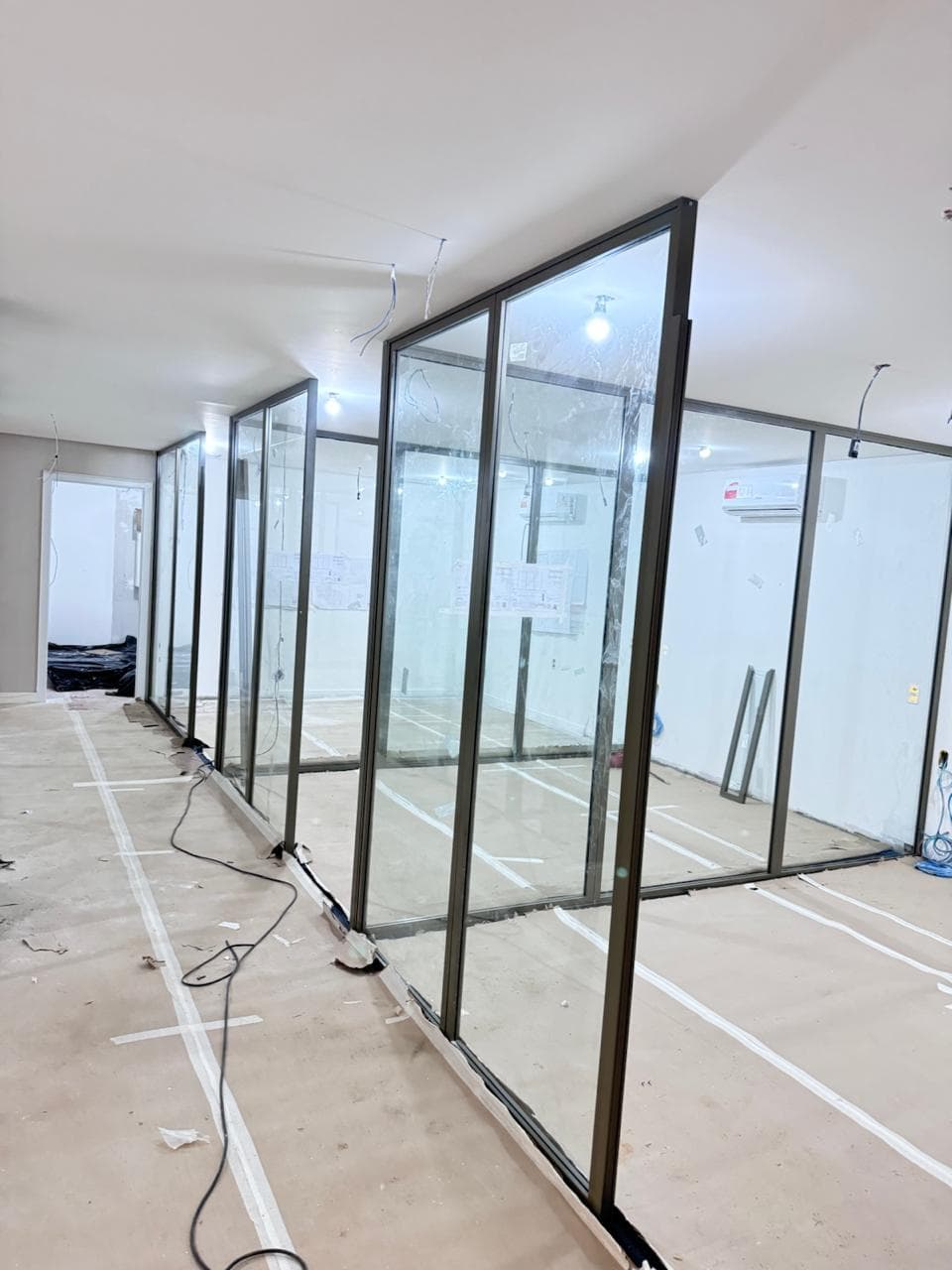 Revestimento e acabamento fino em fase final de obra
