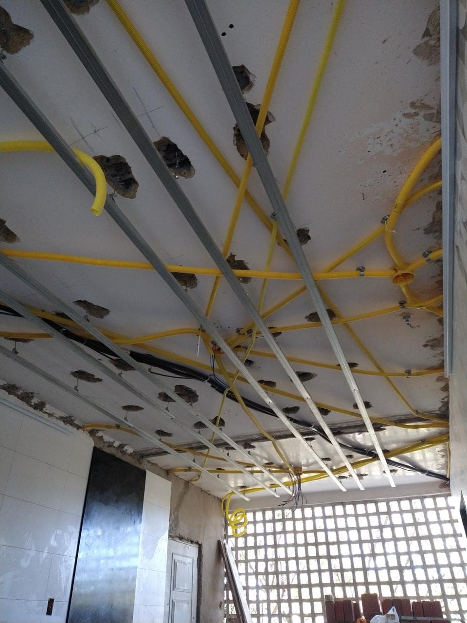 Instalação elétrica executada pela Gilberto Construtor em Brasília